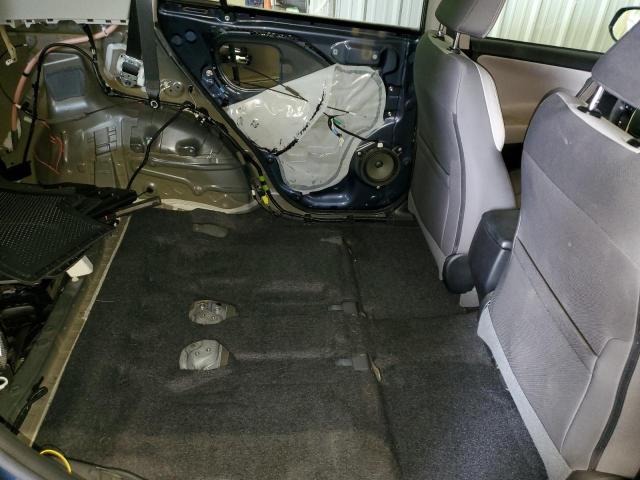 Photo 11 from auction – 2014 TOYOTA RAV4 XLE with VIN 2T3RFREV2EW137863
