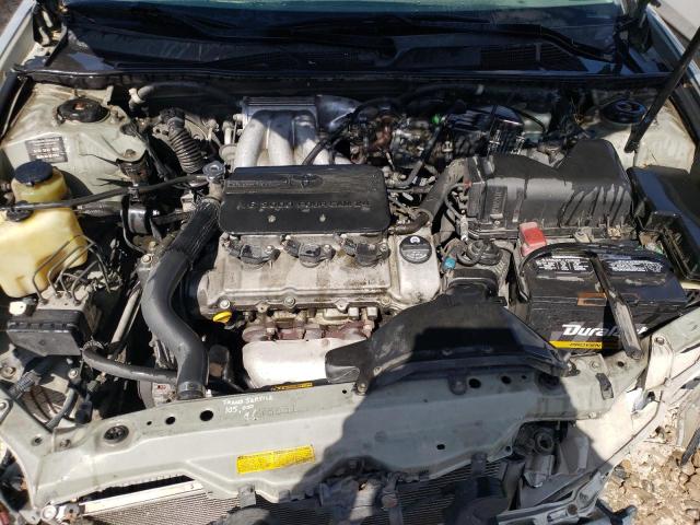 Photo 11 from auction – 2003 TOYOTA CAMRY LE with VIN JTDBF30K030089003