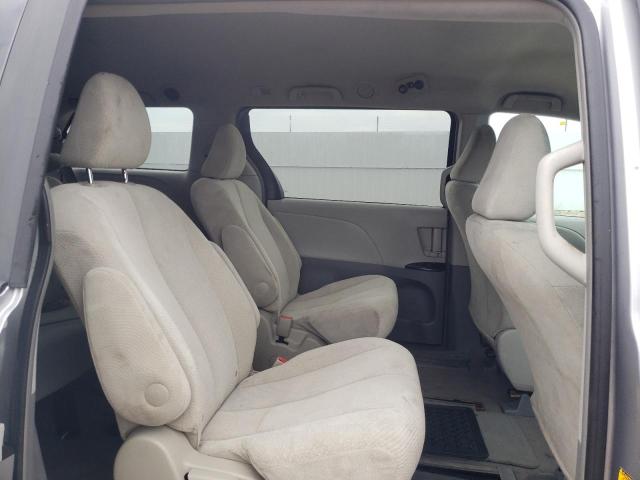 Photo 11 from auction – 2011 TOYOTA SIENNA with VIN 5TDZK3DC1BS036187