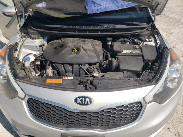 Photo 11 from auction – 2016 KIA FORTE LX with VIN KNAFX4A65G5504263