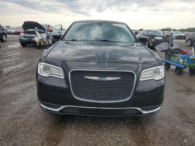 Photo 5 from auction – 2015 CHRYSLER 300 LIMITE with VIN 2C3CCAAG3FH832897
