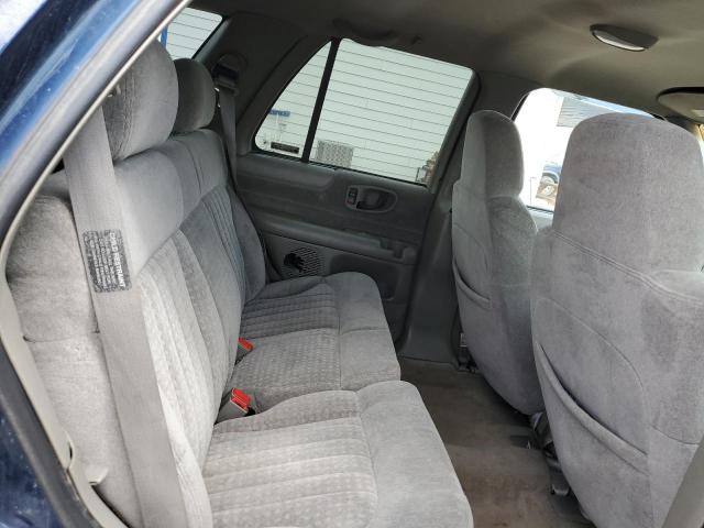 Photo 11 from auction – 2000 CHEVROLET BLAZER with VIN 1GNCS13W5Y2144230
