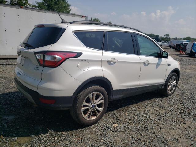 Photo 3 from auction – 2018 FORD ESCAPE SE with VIN 1FMCU9GD2JUB01707