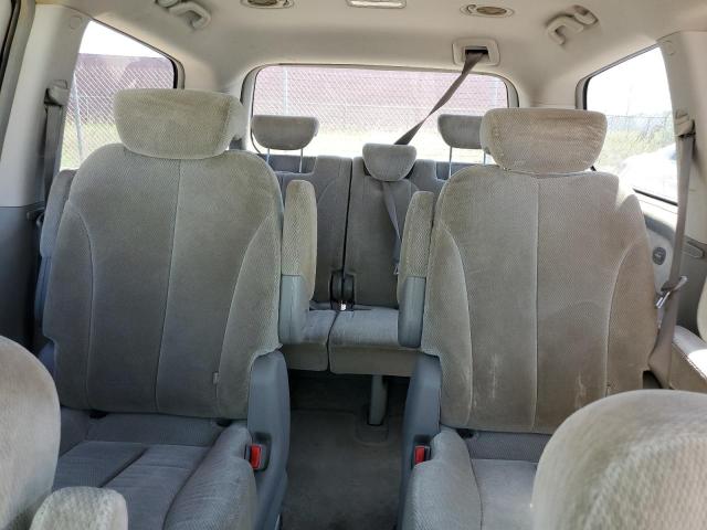 Photo 10 from auction – 2006 KIA SEDONA EX with VIN KNDMB233066042235
