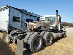 Photo 4 from auction – 2012 PETERBILT 386 with VIN 1NPHD49X4CD143666