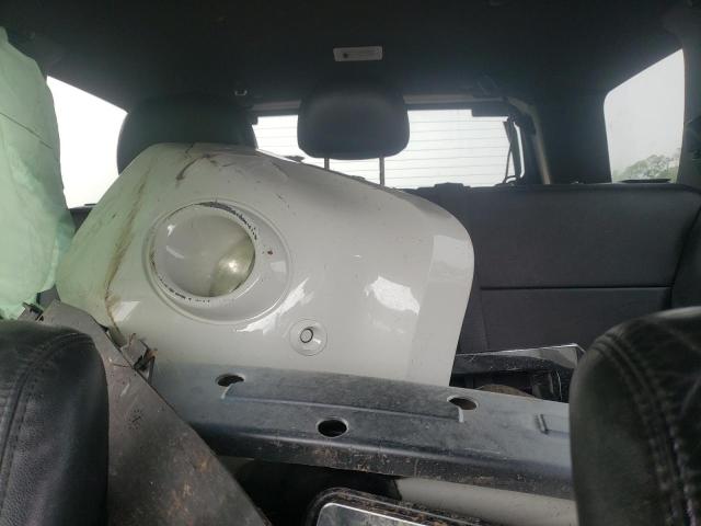 Photo 10 from auction – 2010 FORD ESCAPE LIM with VIN 1FMCU0E79AKD46346