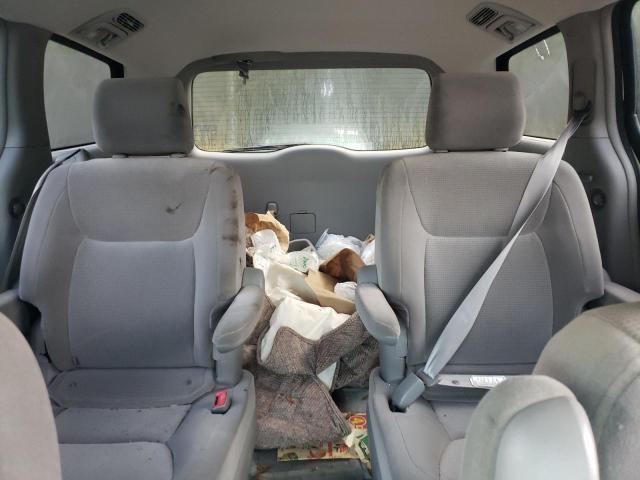Photo 9 from auction – 2004 TOYOTA SIENNA CE with VIN 5TDZA23C54S216614