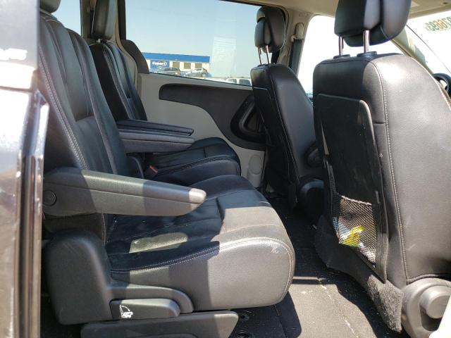 Photo 11 from auction – 2014 CHRYSLER TOWN & COU with VIN 2C4RC1BG0ER217558