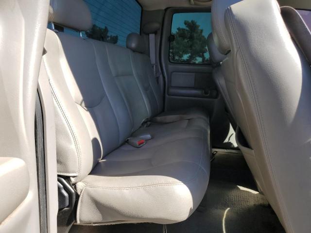 Photo 10 from auction – 2004 CHEVROLET SILVERADO with VIN 2GCEC19T541256340