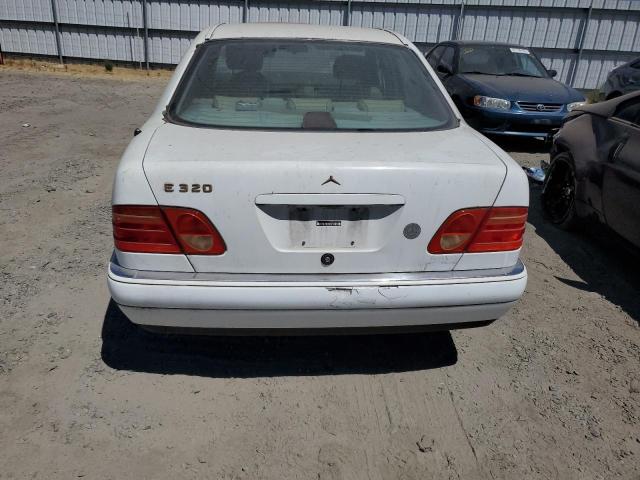 Photo 6 from auction – 1996 MERCEDES-BENZ E 320 with VIN WDBJF55F1TJ018307
