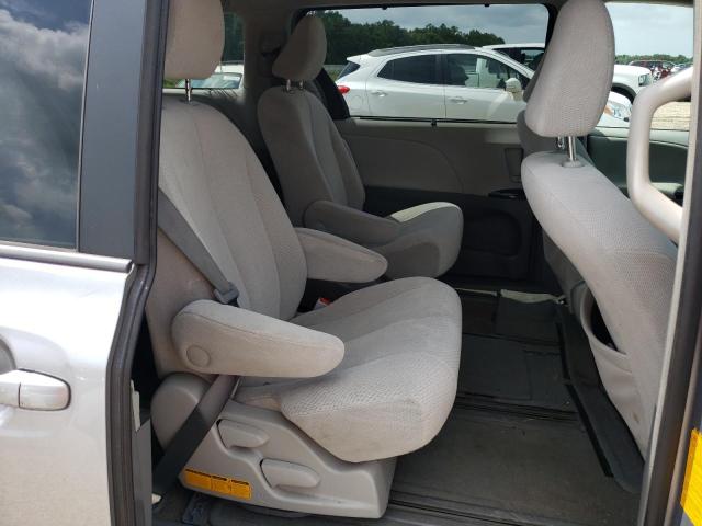 Photo 11 from auction – 2012 TOYOTA SIENNA LE with VIN 5TDJK3DC4CS043276
