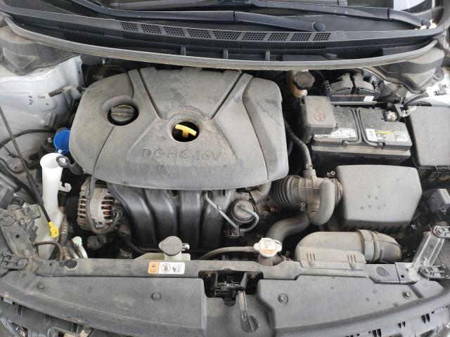 Photo 11 from auction – 2016 KIA FORTE LX with VIN KNAFK4A66G5591928