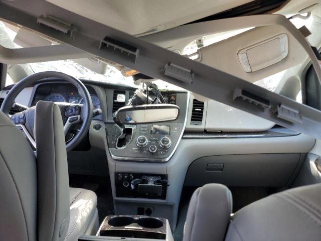 Photo 8 from auction – 2018 TOYOTA SIENNA XLE with VIN 5TDYZ3DC1JS913346
