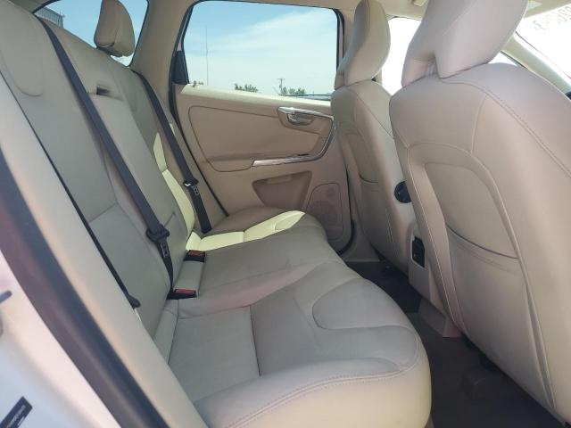 Photo 11 from auction – 2015 VOLVO XC60 T5 PR with VIN YV440MDB5F2614170