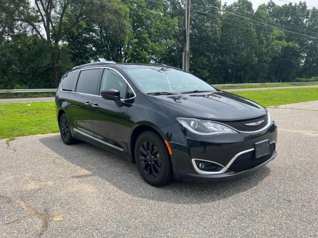 CHRYSLER PACIFICA T 2019 with VIN 2C4RC1BGXKR538684 - Photo from auction