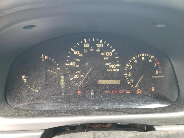 Photo 9 from auction – 2002 LEXUS RX 300 with VIN JTJHF10U420270469