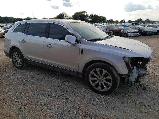 Photo 4 from auction – 2014 LINCOLN MKT with VIN 2LMHJ5AT2EBL51231
