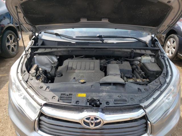Photo 11 from auction – 2015 TOYOTA HIGHLANDER with VIN 5TDJKRFH9FS107344