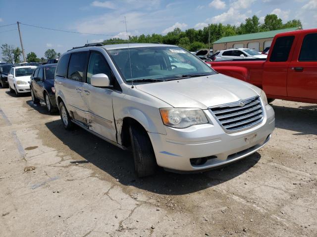 Photo 4 from auction – 2010 CHRYSLER TOWN & COU with VIN 2A4RR5D10AR324337