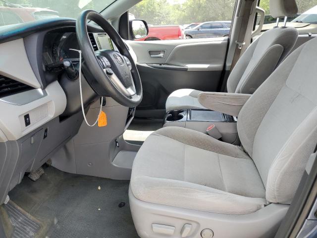 Photo 7 from auction – 2017 TOYOTA SIENNA LE with VIN 5TDKZ3DC4HS838089