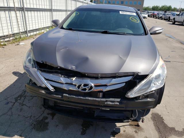 Photo 5 from auction – 2011 HYUNDAI SONATA SE with VIN 5NPEC4AB2BH218970