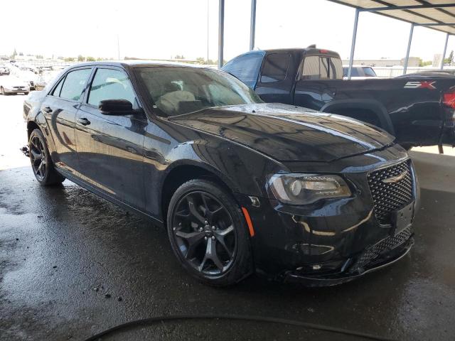 Photo 4 from auction – 2022 CHRYSLER 300 S with VIN 2C3CCABG7NH214317