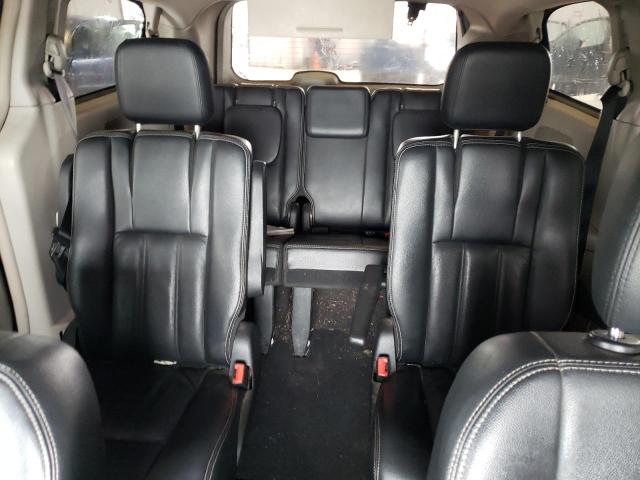 Photo 10 from auction – 2012 CHRYSLER TOWN & COU with VIN 2C4RC1BGXCR189104