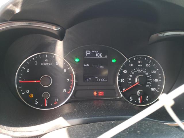 Photo 9 from auction – 2017 KIA FORTE LX with VIN 3KPFK4A77HE115074