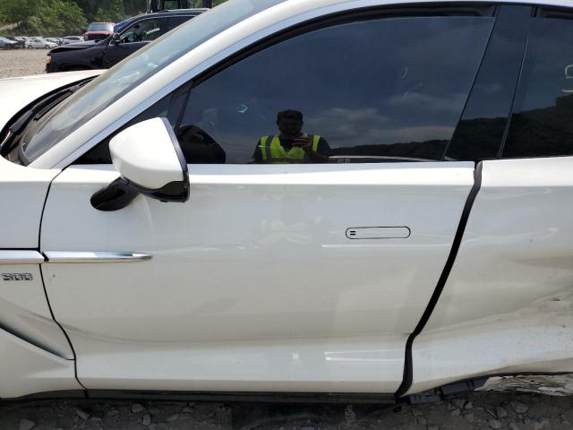 Photo 7 from auction – 2021 ASTON MARTIN DBX with VIN SCFVUJAW5MTV00244