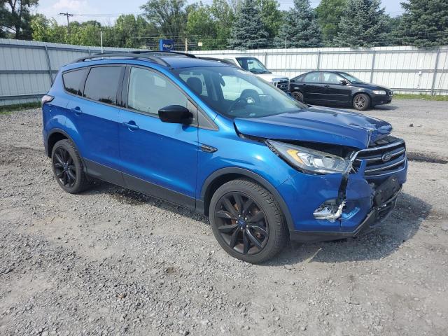 Photo 4 from auction – 2017 FORD ESCAPE SE with VIN 1FMCU9G92HUD99780