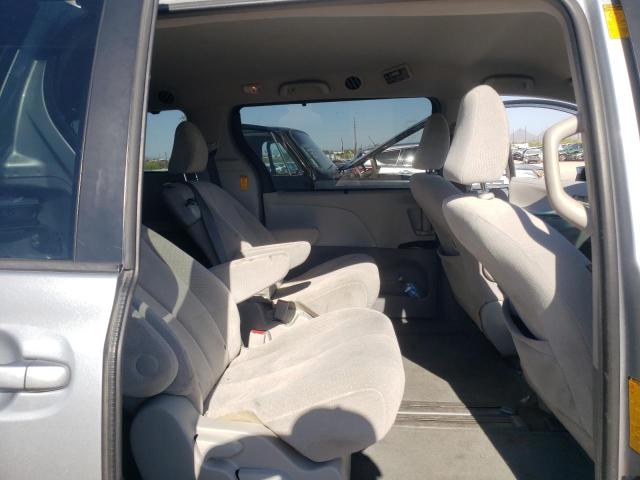 Photo 11 from auction – 2014 TOYOTA SIENNA LE with VIN 5TDKK3DC0ES516095