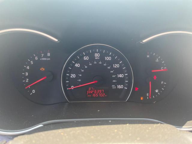 Photo 8 from auction – 2015 KIA SORENTO LX with VIN 5XYKTCA68FG606959