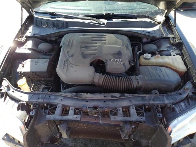 Photo 11 from auction – 2016 CHRYSLER 300C with VIN 2C3CCAEG6GH243628