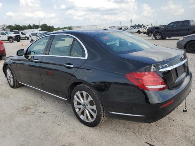 Photo 2 from auction – 2018 MERCEDES-BENZ E 300 with VIN WDDZF4JB6JA438553