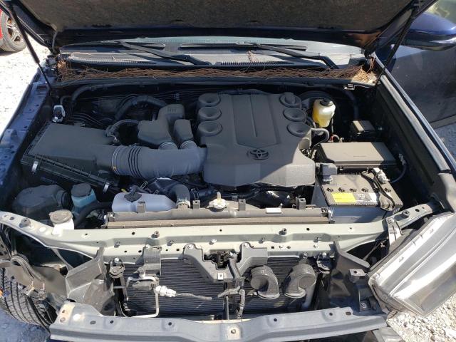Photo 11 from auction – 2022 TOYOTA 4RUNNER SR with VIN JTEFU5JR6N5266315