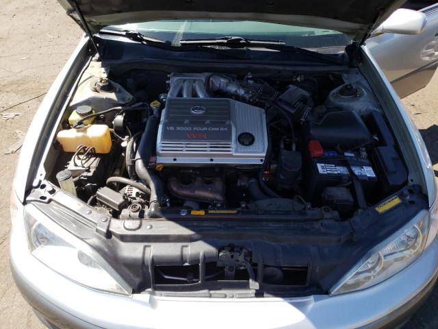 Photo 11 from auction – 2001 LEXUS ES 300 with VIN JT8BF28G910328103