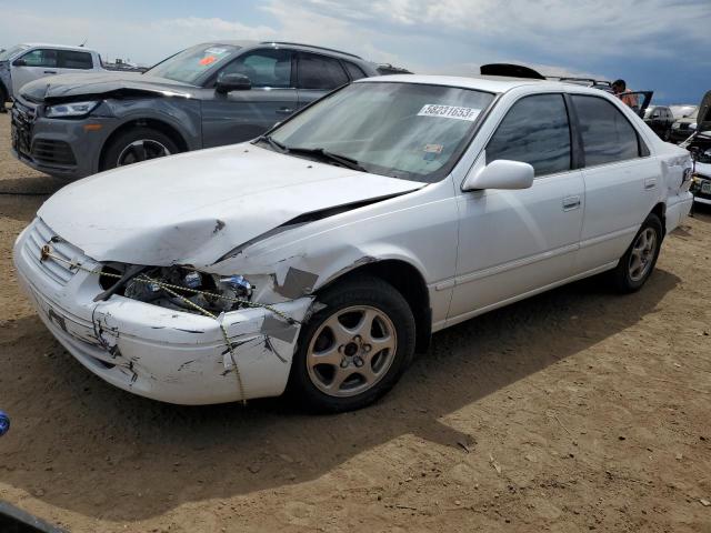 TOYOTA CAMRY LE 1998 with VIN JT2BG28K9W0240977 - Photo from auction