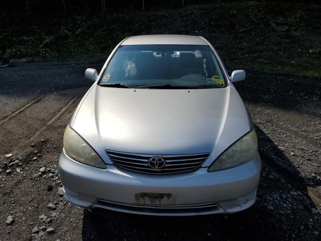 Photo 5 from auction – 2005 TOYOTA CAMRY LE with VIN 4T1BE30K15U984221