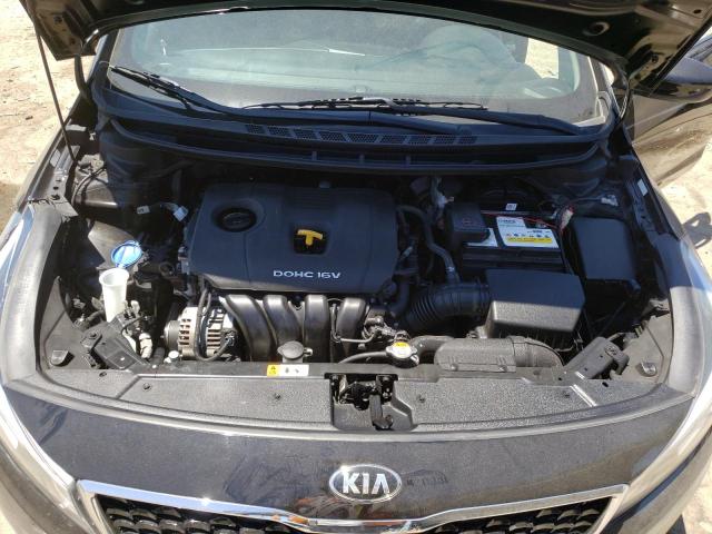 Photo 11 from auction – 2018 KIA FORTE LX with VIN 3KPFK4A74JE270414