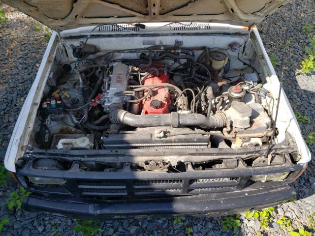 Photo 7 from auction – 1987 TOYOTA PICKUP CAB with VIN JT5RN75UXH0012807