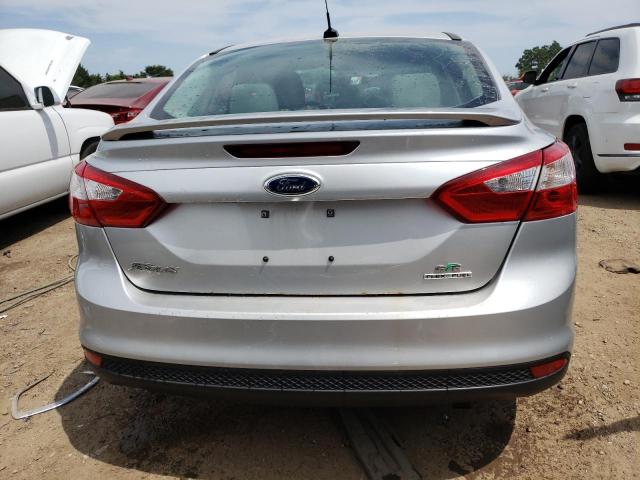 Photo 6 from auction – 2014 FORD FOCUS SE with VIN 1FADP3F28EL356649