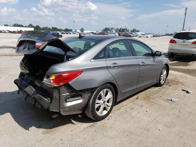 Photo 3 from auction – 2012 HYUNDAI SONATA SE with VIN 5NPEC4AC9CH403088