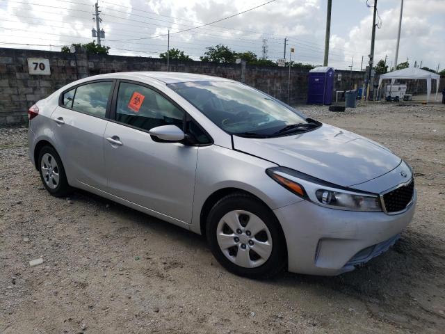 Photo 4 from auction – 2017 KIA FORTE LX with VIN 3KPFL4A7XHE156408