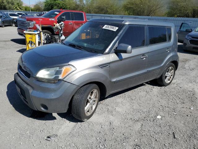 KIA SOUL + 2011 with VIN KNDJT2A2XB7347143 - Photo from auction