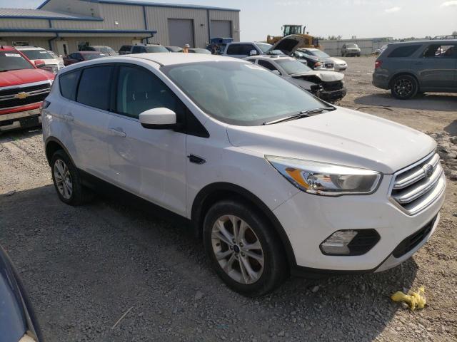 Photo 4 from auction – 2017 FORD ESCAPE SE with VIN 1FMCU0GD2HUC12697
