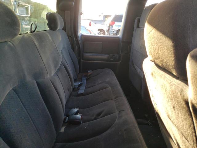 Photo 10 from auction – 2002 CHEVROLET SILVERADO with VIN 2GCEC19VX21230931