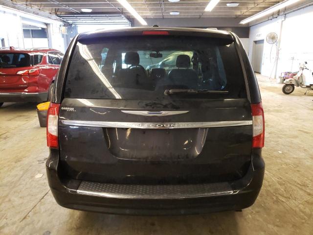Photo 6 from auction – 2015 CHRYSLER TOWN & COU with VIN 2C4RC1CG0FR618558