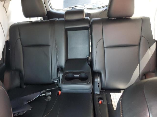 Photo 10 from auction – 2018 TOYOTA HIGHLANDER with VIN 5TDJZRFH4JS561361