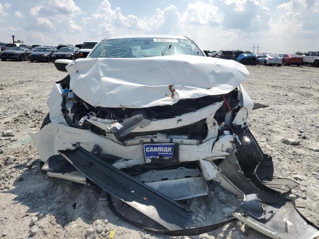 Photo 5 from auction – 2017 HONDA CIVIC LX with VIN 19XFC2F52HE223868