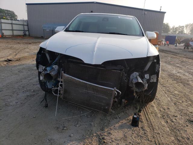 Photo 5 from auction – 2016 LINCOLN MKT with VIN 2LMHJ5AT4GBL01689